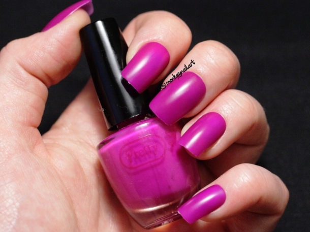 pretty-poundland-thermal-purple-pink-nail-polish